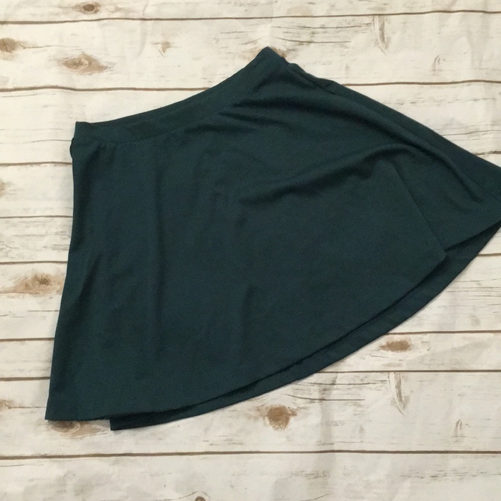 Old Navy Green Circle Skirt